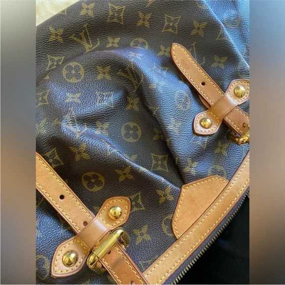 Louis Vuitton Monogram Tivoli GM w/COA
